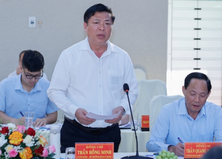 Gỡ n&uacute;t thắt giao th&ocirc;ng, n&acirc;ng tầm ph&aacute;t triển kinh tế, du lịch C&ocirc;n Đảo- Ảnh 2.