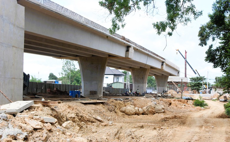 Cận cảnh 3 cầu vượt n&uacute;t giao cao tốc Vạn Ninh - Cam Lộ bứt ph&aacute; tiến độ sau khi c&oacute; mặt bằng- Ảnh 8.