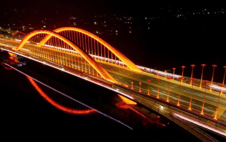 Thiết kế chiếu sáng đô thị phải đảm bảo giá trị bản sắc văn hóa, an toàn giao thông- Ảnh 4. Thiết kế chiếu sáng đô thị phải đảm bảo giá trị bản sắc văn hóa, an toàn giao thông- Ảnh 4.