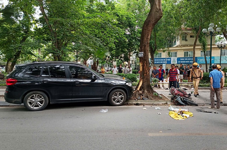 Hiện trường vụ tai nạn. Hiện trường vụ tai nạn.