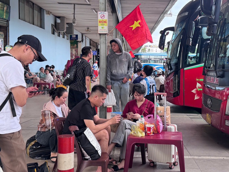 18 doanh nghiệp vận tải tại TP.HCM tăng giá vé- Ảnh 1. 18 doanh nghiệp vận tải tại TP.HCM tăng giá vé- Ảnh 1.