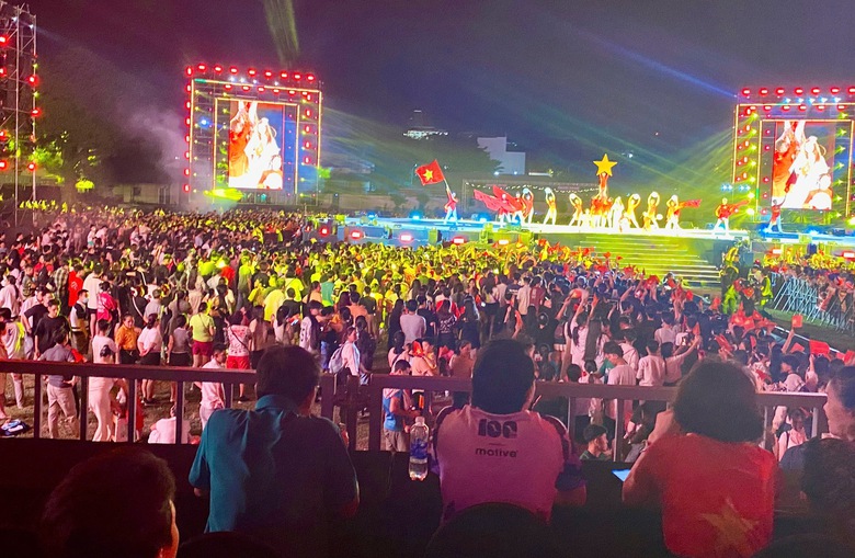 Du lịch B&agrave; Rịa - Vũng T&agrave;u b&ugrave;ng nổ dịp lễ, hơn 850.000 lượt kh&aacute;ch, doanh thu vượt 661 tỷ- Ảnh 4.