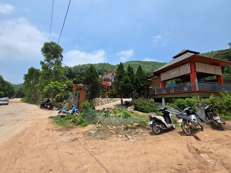Hiện trường vụ nổ tại nh&agrave; ri&ecirc;ng ở Th&aacute;i Nguy&ecirc;n l&agrave;m 4 người thương vong- Ảnh 1.