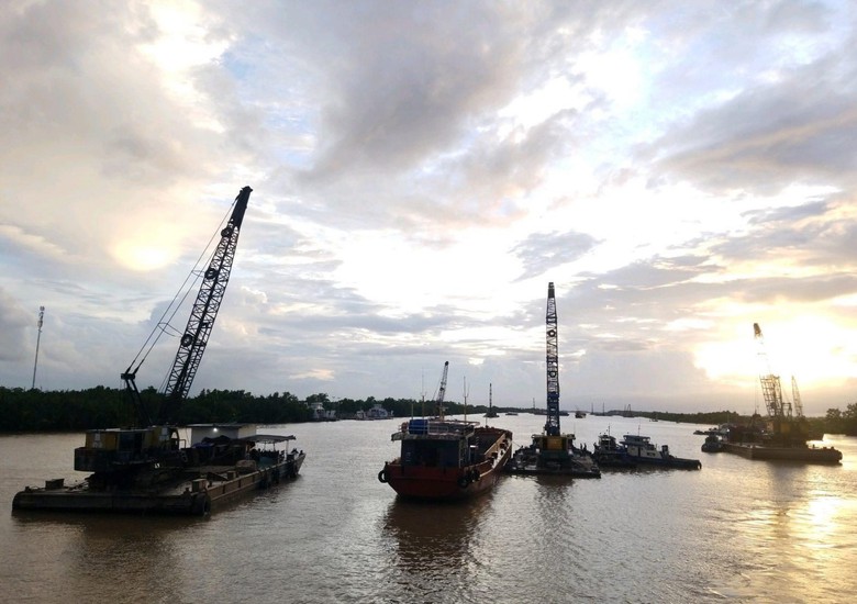 Triển khai 9 dự &aacute;n thanh thải chướng ngại tr&ecirc;n luồng đường thủy quốc gia- Ảnh 1.