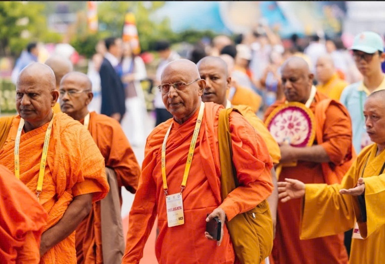 Hơn 1.300 đại biểu quốc tế dự khai mạc Đại lễ Vesak 2025 tại TP.HCM- Ảnh 4.