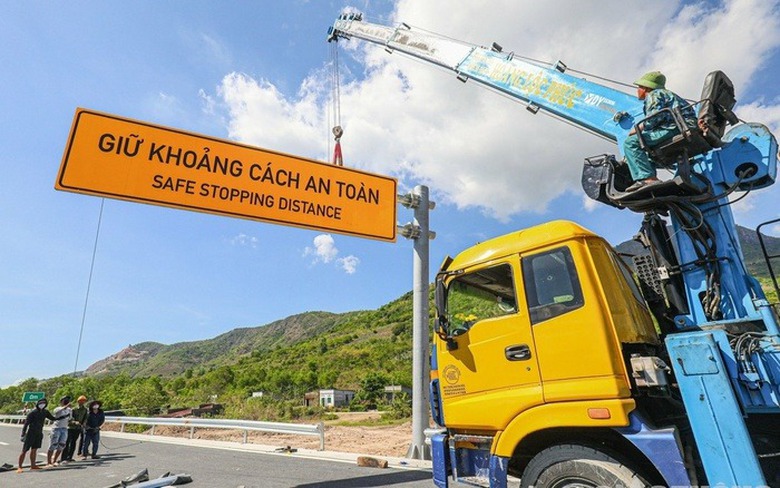 Bộ T&agrave;i ch&iacute;nh n&ecirc;u loạt giải ph&aacute;p th&uacute;c tiến độ giải ng&acirc;n đầu tư c&ocirc;ng- Ảnh 1.