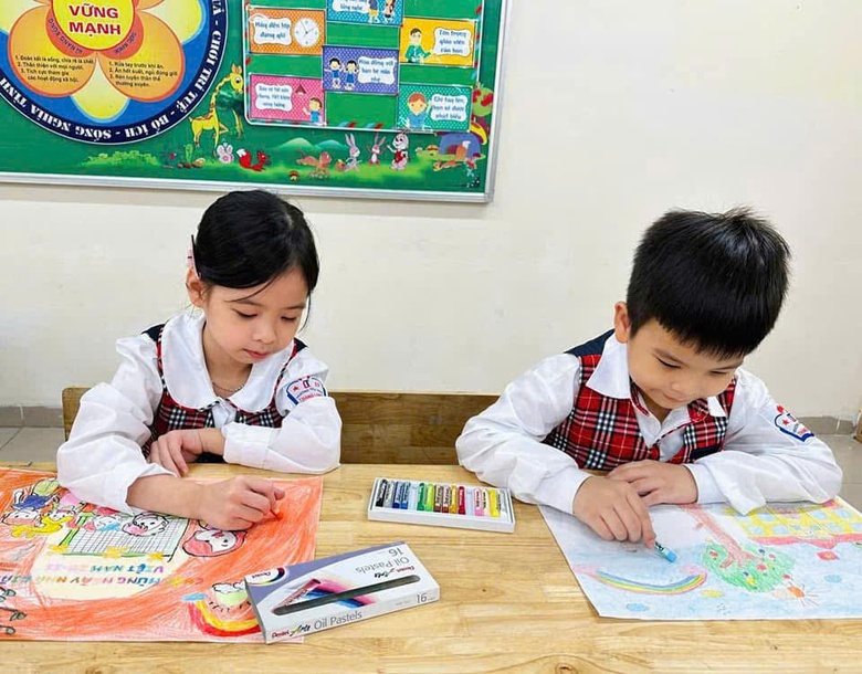 Hà Nội ưu tiên tuyển sinh đầu cấp theo nơi cư trú- Ảnh 1. Hà Nội ưu tiên tuyển sinh đầu cấp theo nơi cư trú- Ảnh 1.