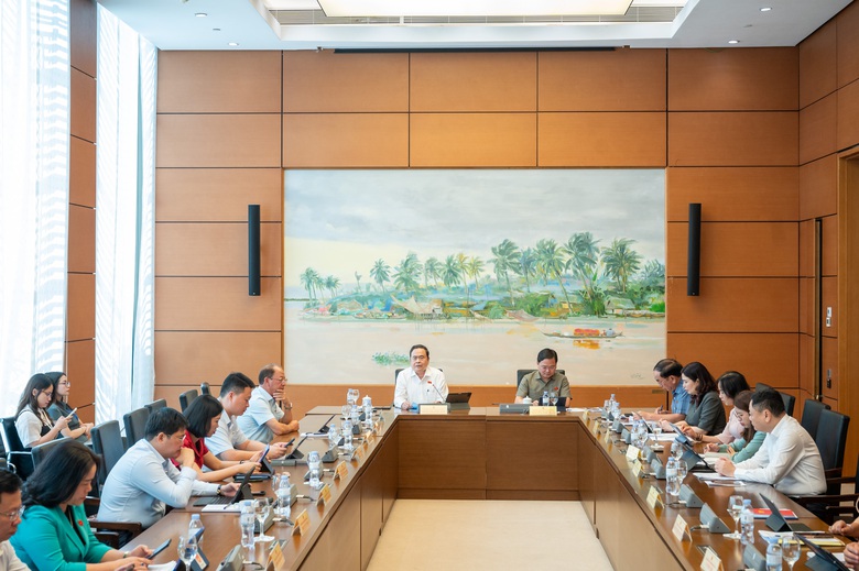 Chủ tịch Quốc hội: Đẩy mạnh giao quyền, không ngồi phòng lạnh duyệt dự án- Ảnh 2. Chủ tịch Quốc hội: Đẩy mạnh giao quyền, không ngồi phòng lạnh duyệt dự án- Ảnh 2.