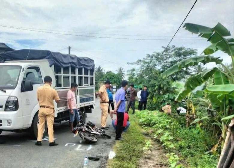 Vụ TNGT làm nữ sinh Vĩnh Long tử vong: Hội Bảo vệ quyền trẻ em lên tiếng- Ảnh 1. Vụ TNGT làm nữ sinh Vĩnh Long tử vong: Hội Bảo vệ quyền trẻ em lên tiếng- Ảnh 1.