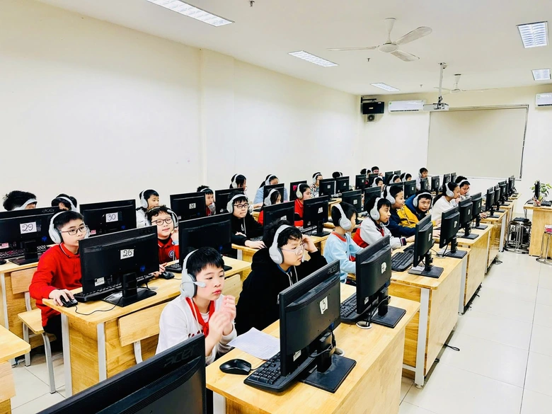 Học bạ số gi&uacute;p phụ huynh biết ngay con học thế n&agrave;o- Ảnh 1.