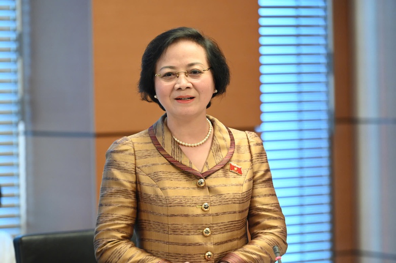 Bộ trưởng Nội vụ lý giải không bỏ ngạch công chức- Ảnh 1. Bộ trưởng Nội vụ lý giải không bỏ ngạch công chức- Ảnh 1.