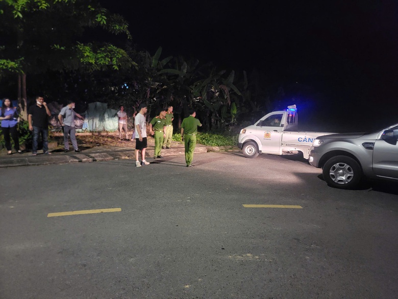 Phát hiện nam thanh niên tử vong cạnh xe máy ở TP Hà Tĩnh- Ảnh 1. Phát hiện nam thanh niên tử vong cạnh xe máy ở TP Hà Tĩnh- Ảnh 1.