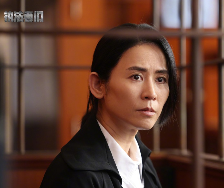 Quy tụ dàn sao già cỗi của nhà TVB, "Chấp pháp giả môn" vì sao được kỳ vọng?- Ảnh 3. Quy tụ dàn sao già cỗi của nhà TVB, "Chấp pháp giả môn" vì sao được kỳ vọng?- Ảnh 3.