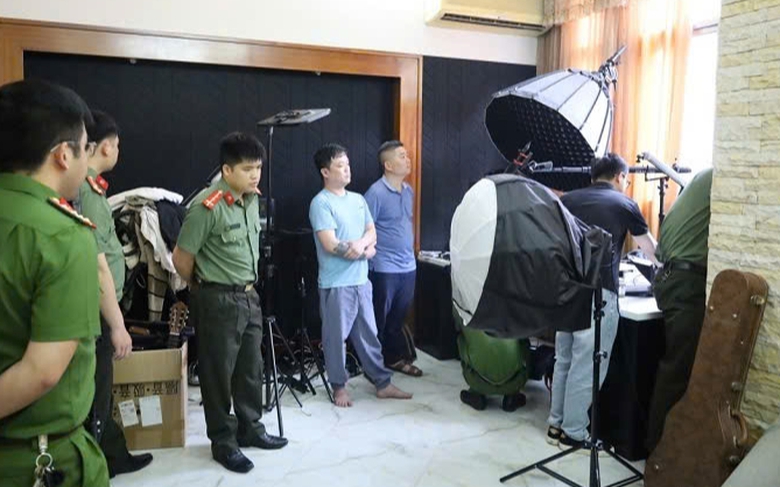 TikToker L&ecirc; Việt H&ugrave;ng bị khởi tố, mở rộng điều tra- Ảnh 2.