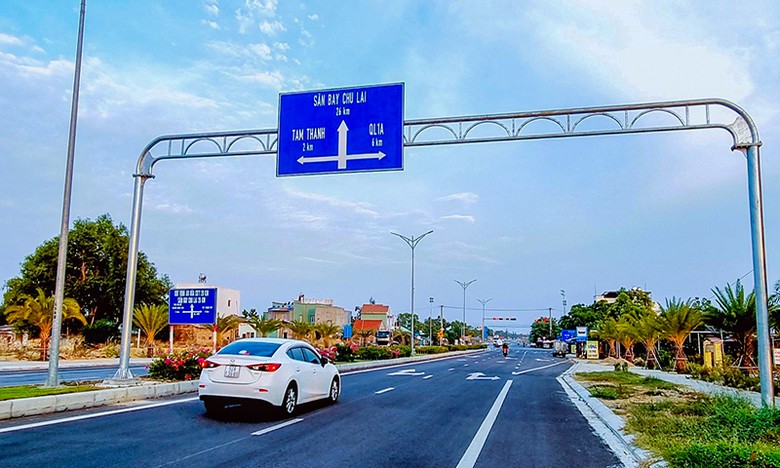 Quảng Nam t&iacute;nh to&aacute;n giao c&ocirc;ng t&aacute;c bảo tr&igrave; c&aacute;c tuyến đường huyện cho c&aacute;c x&atilde; sau s&aacute;p nhập- Ảnh 2.