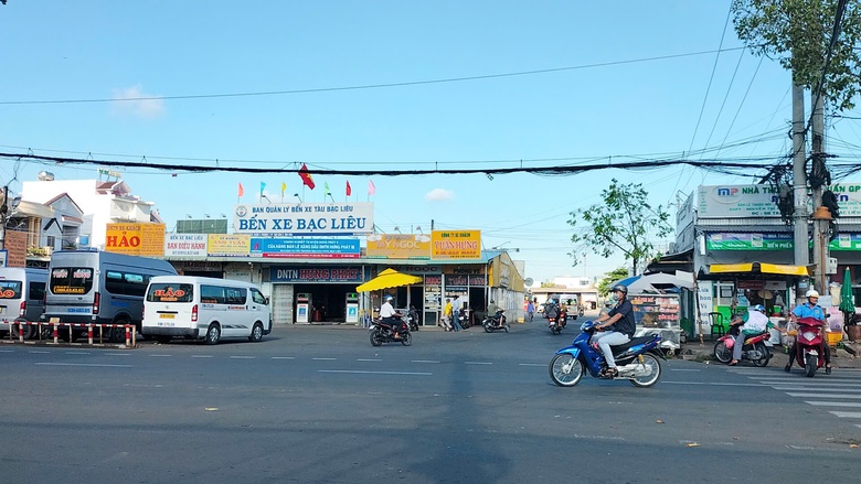 Sớm xử l&yacute; bất cập giao th&ocirc;ng khu vực Bến xe Bạc Li&ecirc;u- Ảnh 1.