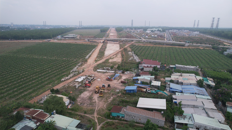 Đồng Nai: Ki&ecirc;n tr&igrave; vận động, nỗ lực ho&agrave;n tất b&agrave;n giao mặt bằng cao tốc Bi&ecirc;n H&ograve;a- Ảnh 3.