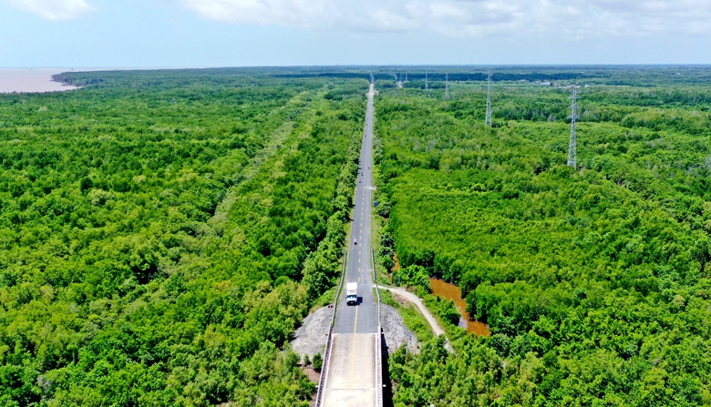 Cao tốc Cà Mau - Đất Mũi: Đẩy nhanh giải phóng mặt bằng, dự kiến 19/8 khởi công- Ảnh 1. Cao tốc Cà Mau - Đất Mũi: Đẩy nhanh giải phóng mặt bằng, dự kiến 19/8 khởi công- Ảnh 1.