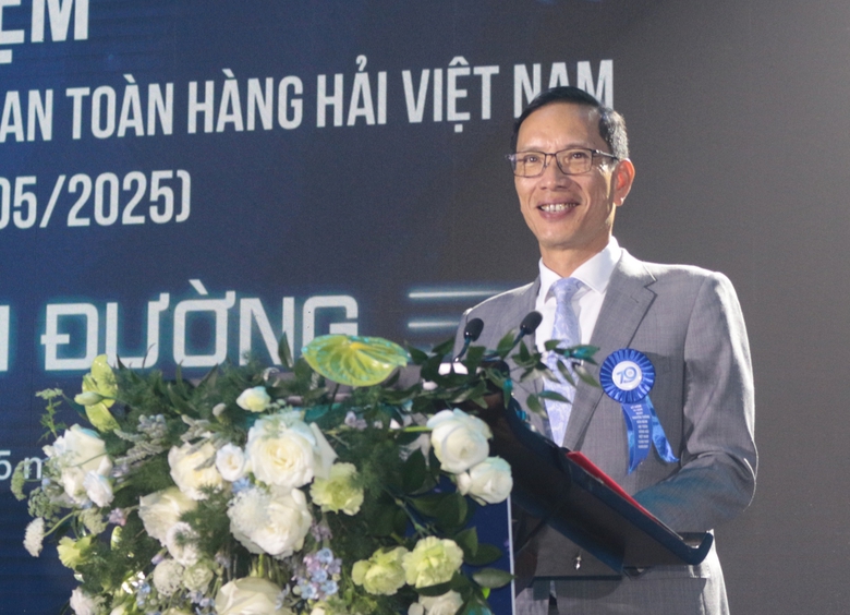 Thứ trưởng Nguyễn Việt H&ugrave;ng: Bảo đảm an to&agrave;n h&agrave;ng hải phải chuyển đổi số to&agrave;n diện- Ảnh 3.