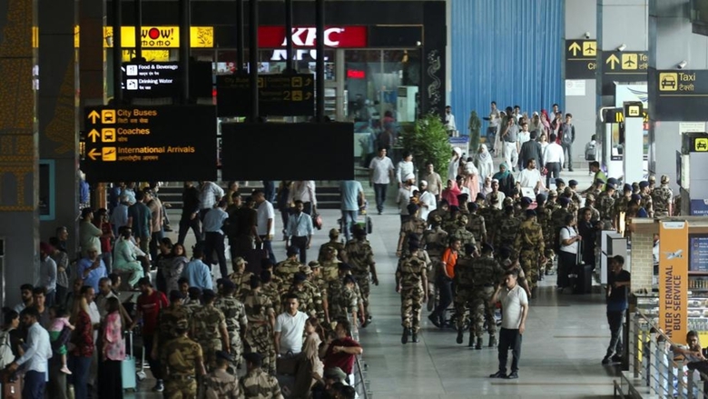 Ấn Độ tạm đóng 24 sân bay giữa lúc căng thẳng với Pakistan leo thang- Ảnh 1. Ấn Độ tạm đóng 24 sân bay giữa lúc căng thẳng với Pakistan leo thang- Ảnh 1.