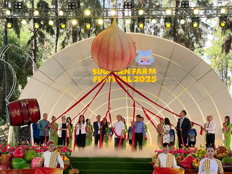 Lễ hội trái cây Nam Bộ 2025, hương sắc miệt vườn- Ảnh 1. Lễ hội trái cây Nam Bộ 2025, hương sắc miệt vườn- Ảnh 1.