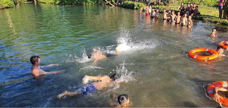 Bể bơi di động - L&aacute; chắn ph&ograve;ng chống đuối nước cho trẻ em Y&ecirc;n B&aacute;i- Ảnh 3.