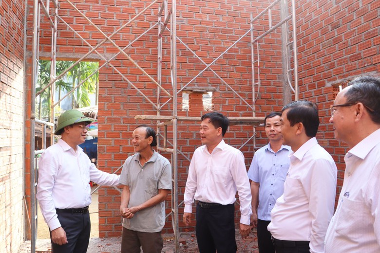 “Mệnh lệnh trái tim” xóa nhà tạm, xây tương lai- Ảnh 3. “Mệnh lệnh trái tim” xóa nhà tạm, xây tương lai- Ảnh 3.