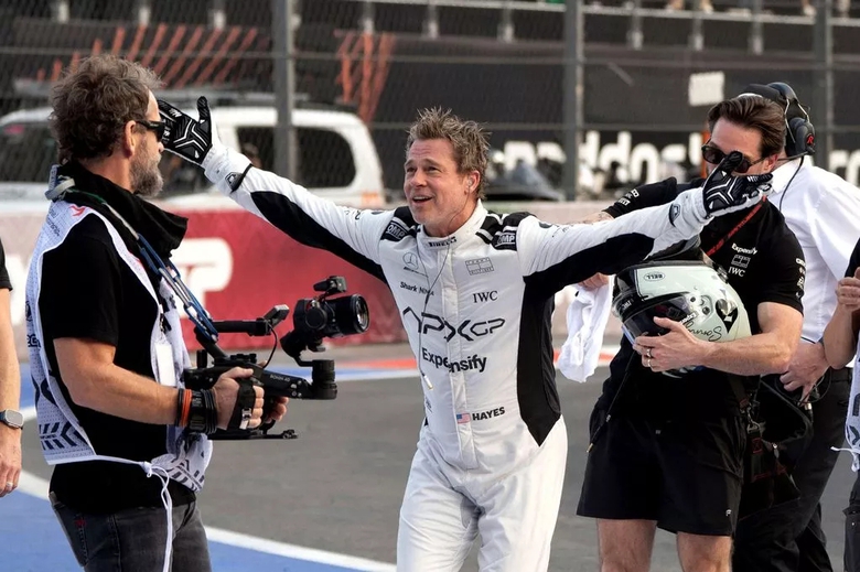 Brad Pitt kể về trải nghiệm chưa từng c&oacute; khi v&agrave;o vai tay đua F1- Ảnh 3.