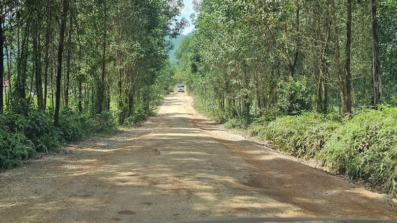 Tỉnh lộ ở Huế nham nhở, tiềm ẩn tai nạn giao th&ocirc;ng- Ảnh 6.