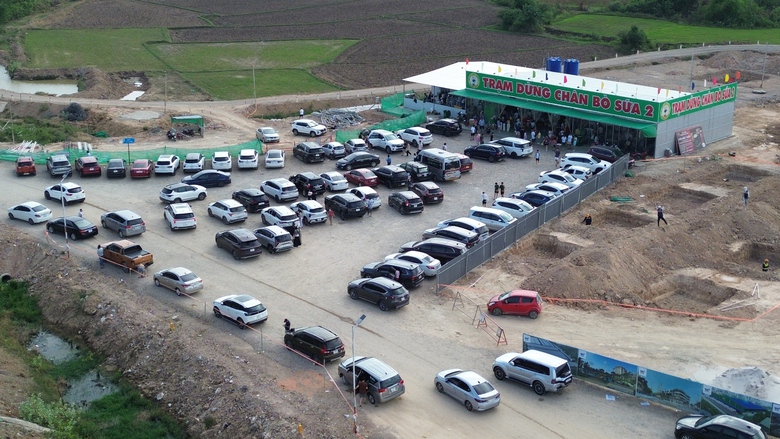 Đẩy nhanh b&agrave;n giao mặt bằng trạm dừng nghỉ tr&ecirc;n cao tốc Vĩnh Hảo - Phan Thiết- Ảnh 1.