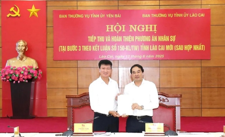 Lào Cai và Yên Bái hoàn thiện phương án nhân sự sau hợp nhất- Ảnh 1. Lào Cai và Yên Bái hoàn thiện phương án nhân sự sau hợp nhất- Ảnh 1.