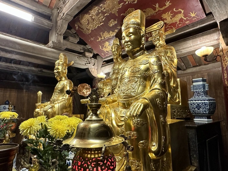Chi&ecirc;m ngưỡng đền Tr&igrave;nh ngh&igrave;n năm lịch sử ở Tr&agrave;ng An- Ảnh 7.