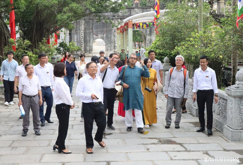 &ldquo;Ng&agrave;y t&igrave;m hiểu về Việt Nam&rdquo; g&oacute;p phần quảng b&aacute; gi&aacute; trị di sản văn h&oacute;a Hải Dương- Ảnh 1.
