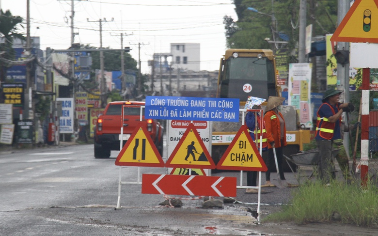 C&ocirc;ng nh&acirc;n đội mưa, gồng tiến độ dự &aacute;n V&agrave;nh đai 3 v&agrave; cao tốc qua Đồng Nai- Ảnh 7.
