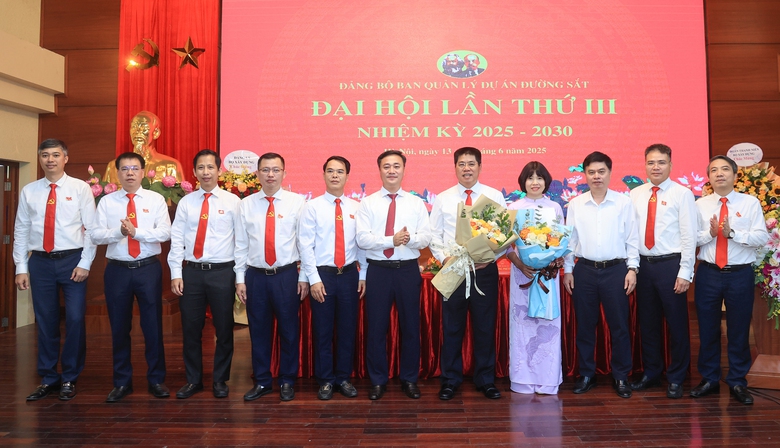 Đảng bộ Ban QLDA Đường sắt phải lan tỏa tinh thần c&ocirc;ng vụ, phụng sự nh&acirc;n d&acirc;n- Ảnh 2.