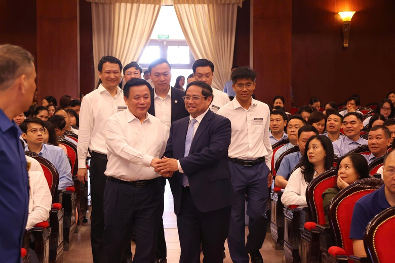 C&aacute;c Bộ trưởng trực tiếp tập huấn ph&acirc;n cấp, ph&acirc;n quyền, ph&acirc;n định thẩm quyền về địa phương- Ảnh 1.