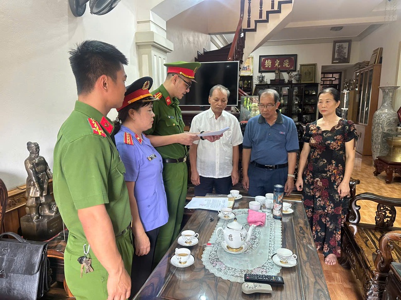 Khởi tố cựu Ph&oacute; chủ tịch tỉnh Thanh H&oacute;a- Ảnh 1.