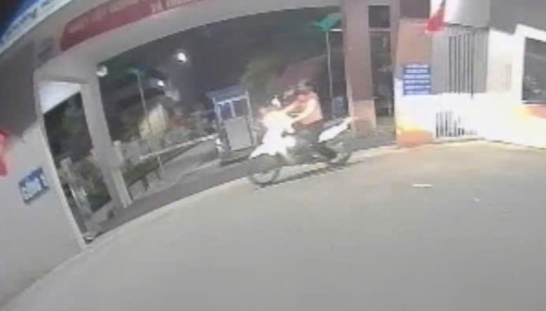 L&agrave;m r&otilde; người phụ nữ g&acirc;y tai nạn, bỏ mặc nạn nh&acirc;n nguy kịch tr&ecirc;n đường- Ảnh 1.