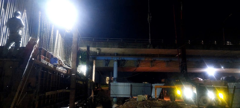 Tăng ca, đưa cầu Xương Giang tr&ecirc;n cao tốc H&agrave; Nội - Bắc Giang vượt lũ trong th&aacute;ng 6- Ảnh 10.