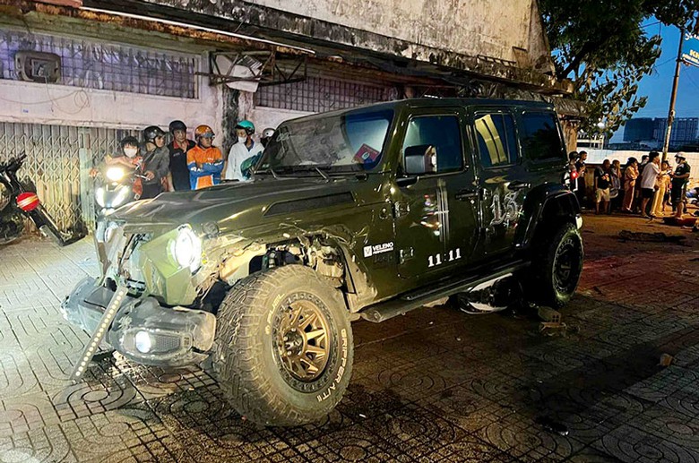 Hai phụ nữ tử vong thương t&acirc;m sau khi bị &ocirc; t&ocirc; t&ocirc;ng tr&uacute;ng.