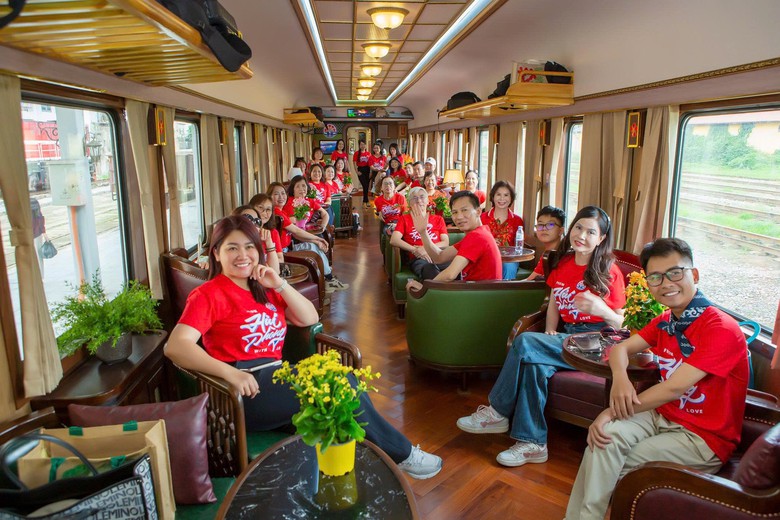 Cơ hội mua v&eacute; si&ecirc;u khuyến mại với t&agrave;u kh&aacute;ch hạng sang tuyến H&agrave; Nội - Hải Ph&ograve;ng- Ảnh 1.