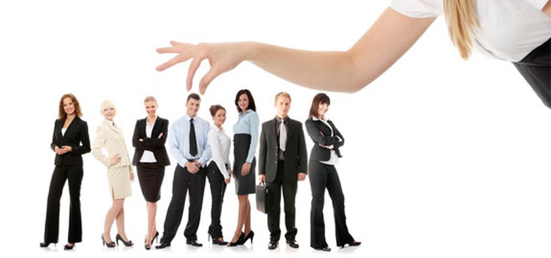 Tuyển dụng nhân tài cho nền công vụ: Cần "đúng việc, đúng người"- Ảnh 2. Tuyển dụng nhân tài cho nền công vụ: Cần "đúng việc, đúng người"- Ảnh 2.