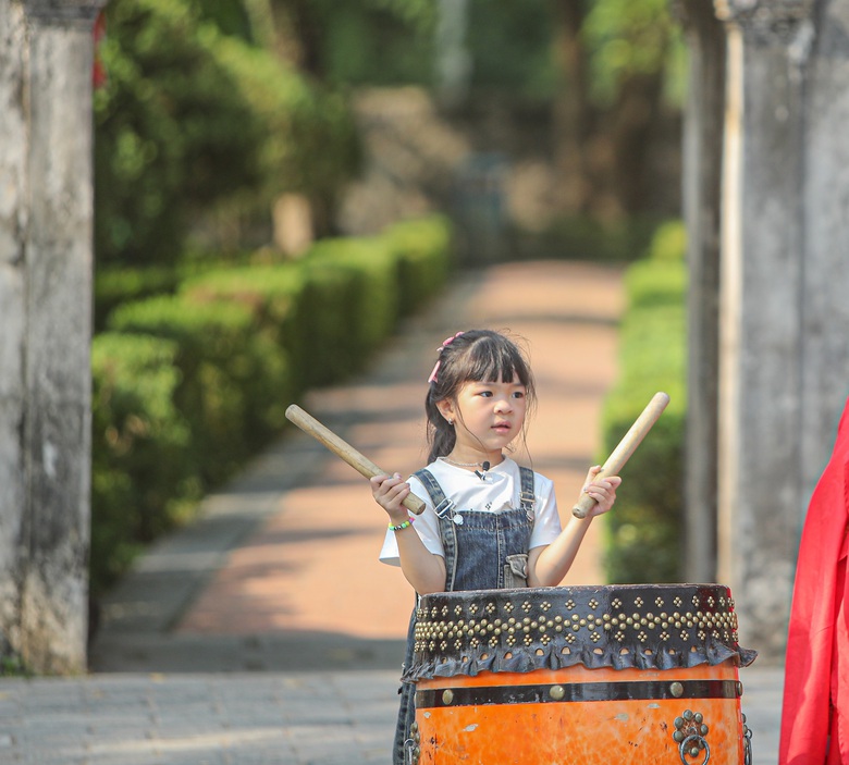 Diễn vi&ecirc;n Duy Hưng, Trung Ruồi lần đầu l&ecirc;n sới vật- Ảnh 7.