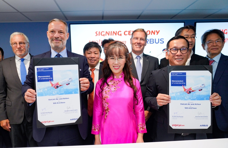 Vietjet tiếp tục c&ocirc;ng bố đơn h&agrave;ng khủng: 100 m&aacute;y bay Airbus- Ảnh 1.