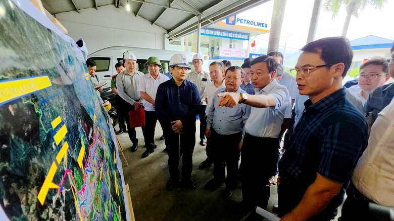 Quyết t&acirc;m khởi c&ocirc;ng dự &aacute;n đường sắt L&agrave;o Cai - H&agrave; Nội - Hải Ph&ograve;ng cuối năm 2025- Ảnh 1.