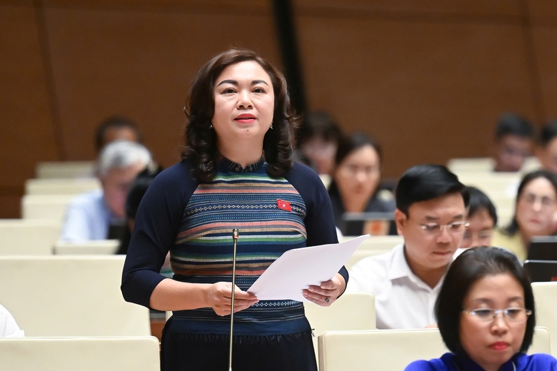 Đại biểu Quốc hội đề xuất d&ugrave;ng trụ sở d&ocirc;i dư l&agrave;m nơi đỗ xe c&ocirc;ng cộng- Ảnh 2.