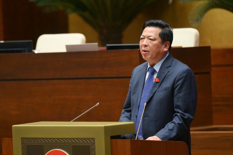 Bộ trưởng Bộ X&acirc;y dựng: Đột ph&aacute; thể chế ph&aacute;t triển đường sắt đi đ&ocirc;i với kiểm so&aacute;t rủi ro- Ảnh 1.