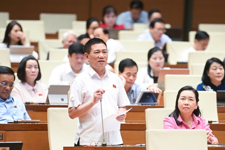 Ph&oacute; Thủ tướng: N&ecirc;n &aacute;p dụng thuế kho&aacute;n với hộ kinh doanh c&oacute; doanh thu dưới 1 tỷ đồng- Ảnh 1.