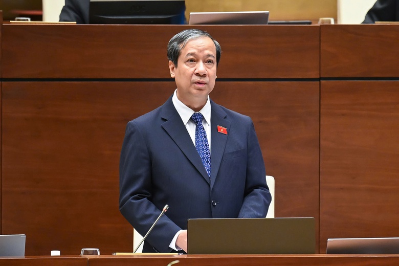 Bộ trưởng GD&ĐT: "Kh&ocirc;ng phải cứ c&oacute; thời gian l&agrave; l&ocirc;i nhau ra dạy th&ecirc;m, học th&ecirc;m"- Ảnh 2.