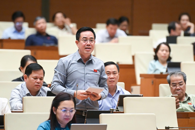 Bộ trưởng GD&ĐT: "Kh&ocirc;ng phải cứ c&oacute; thời gian l&agrave; l&ocirc;i nhau ra dạy th&ecirc;m, học th&ecirc;m"- Ảnh 3.